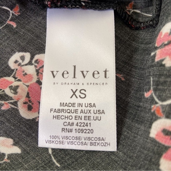 Velvet by Graham & Spencer Juliet printed dress black red long sleeves floral XS - Picture 3 of 16